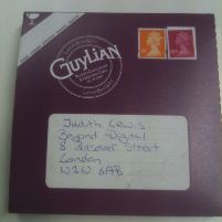 guylian post pack