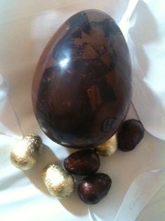 Hotel Chocolat Beau Bunny Chocolate Egg Reviewed