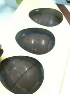 William Curley Small Filled Easter Eggs
