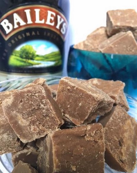 Quick and Easy Homemade Baileys Fudge Recipe