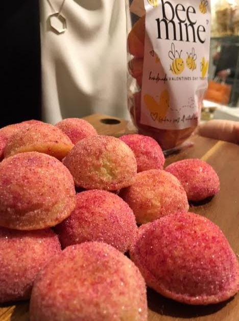 Bee Mine delicious cake bites from Cutter and Squidge - Cutter & Squidge Launch New Bank Branch